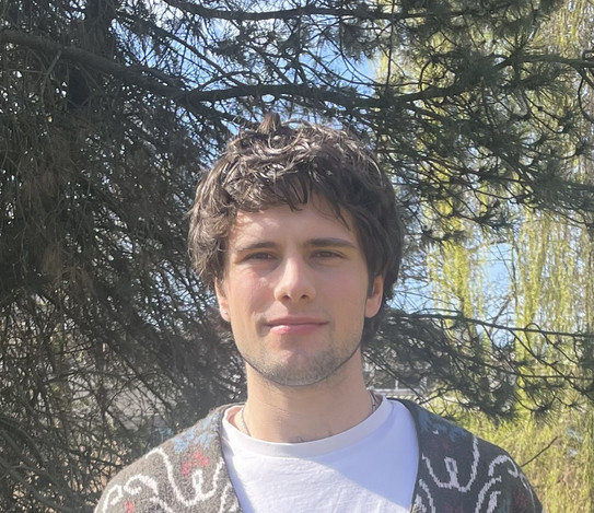 student assistant Elia Tagnani on TU campus